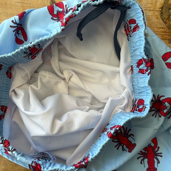 NWOT Rugged Butts boys swim trunks size 5 - Picture 4 of 4